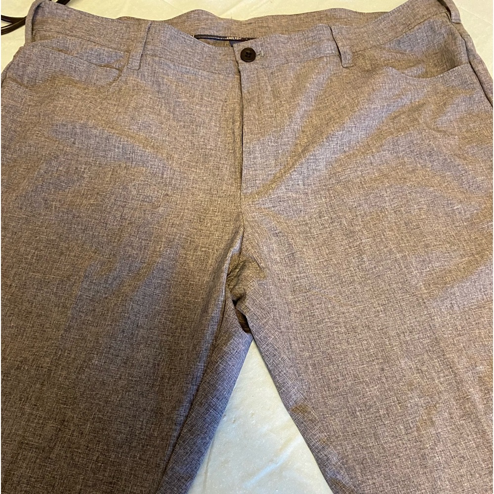 Men’s Izod Gray Golf Pants Size 40x30